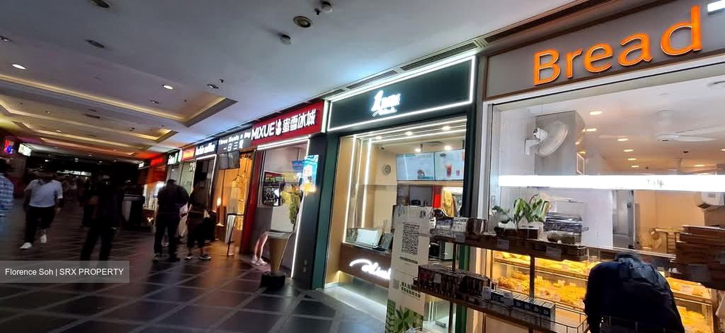 V Hotel Lavender (D8), Retail #554264931